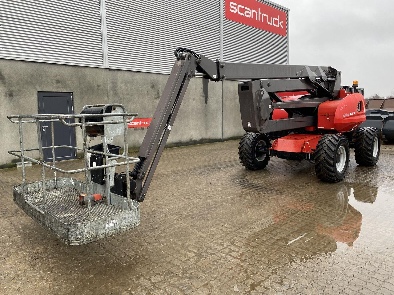 Manitou 200ATJ RC - Plataforma articulada: foto 1 Manitou 200ATJ RC - Plataforma articulada: foto 1