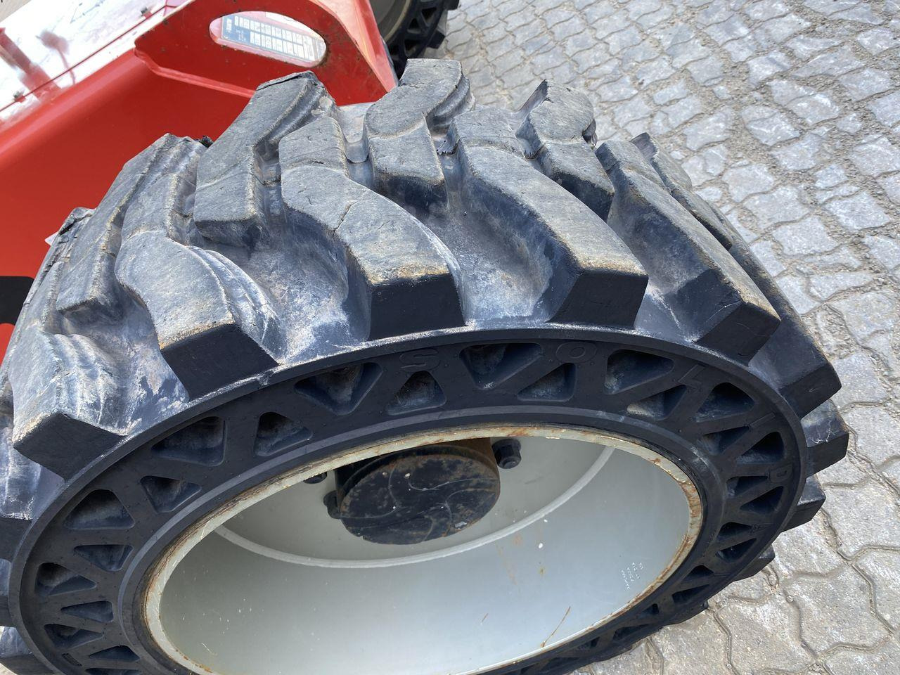 Leasing de  Manitou 220TJ+ Manitou 220TJ+: foto 6