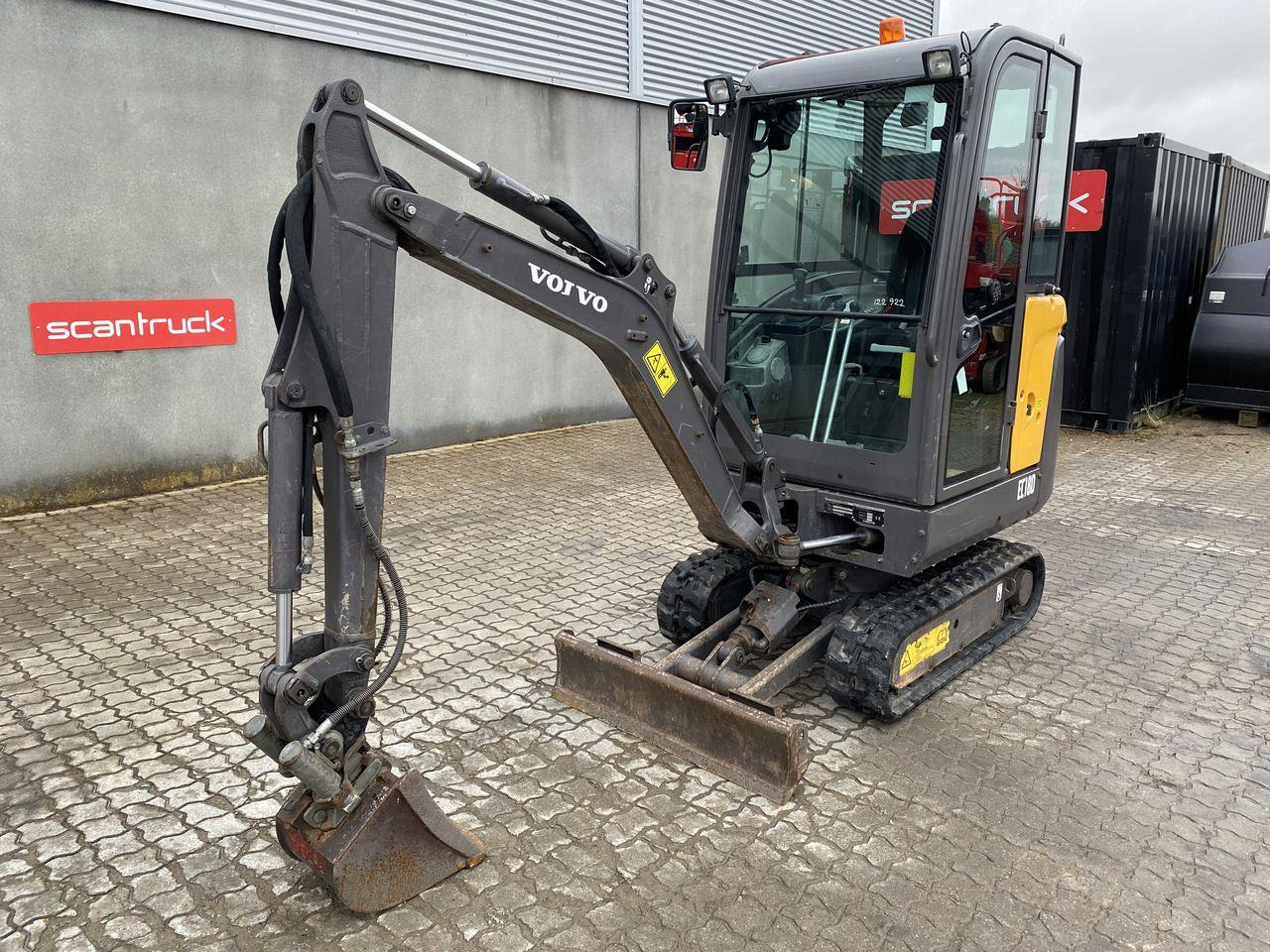 Mini escavadeira Volvo EC18D: foto 1