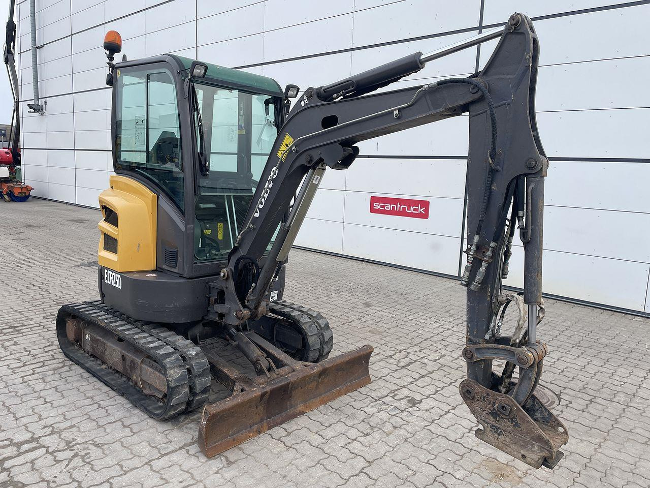 Volvo ECR25D - Mini escavadeira: foto 5 Volvo ECR25D - Mini escavadeira: foto 5