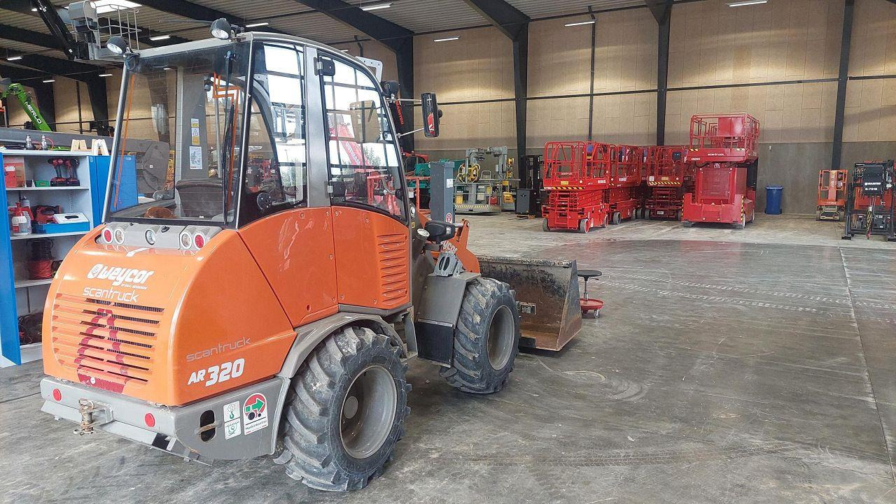 Weycor AR320 Cab - Carregadora articulada: foto 4 Weycor AR320 Cab - Carregadora articulada: foto 4