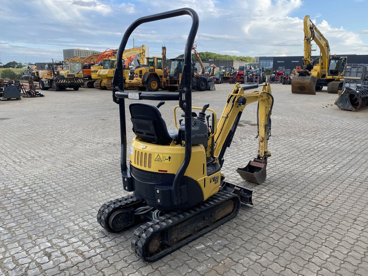 Yanmar VIO12 - Mini escavadeira: foto 4 Yanmar VIO12 - Mini escavadeira: foto 4