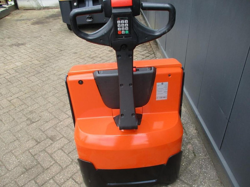 BT LWE 180 - Porta-palete: foto 4 BT LWE 180 - Porta-palete: foto 4