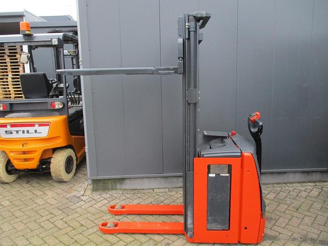 Linde L14 - Stacker: foto 3 Linde L14 - Stacker: foto 3