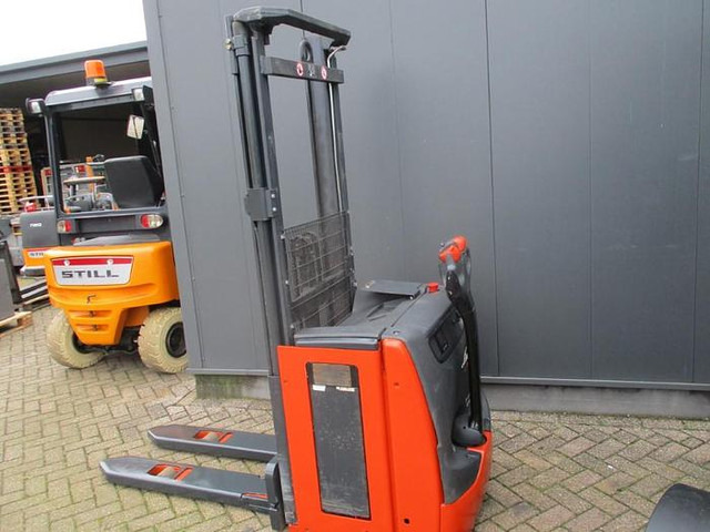 Linde L14 - Stacker: foto 4 Linde L14 - Stacker: foto 4