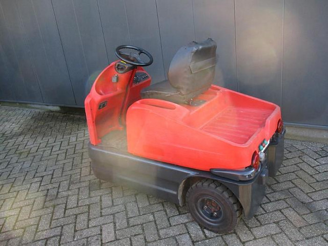 Linde P 60 - Trator elétrics: foto 2 Linde P 60 - Trator elétrics: foto 2