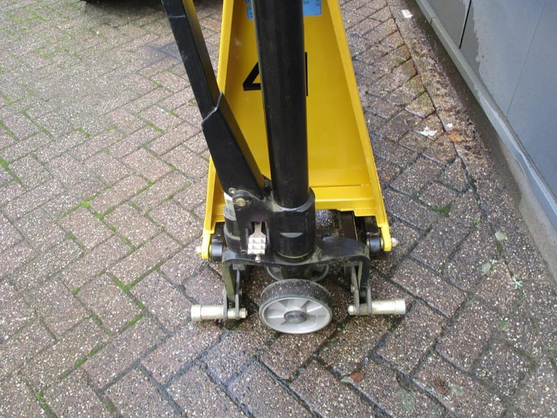 Totallifter Scissorlift - Porta-palete: foto 4 Totallifter Scissorlift - Porta-palete: foto 4