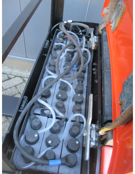Toyota LPE 200 - Porta-palete: foto 5 Toyota LPE 200 - Porta-palete: foto 5