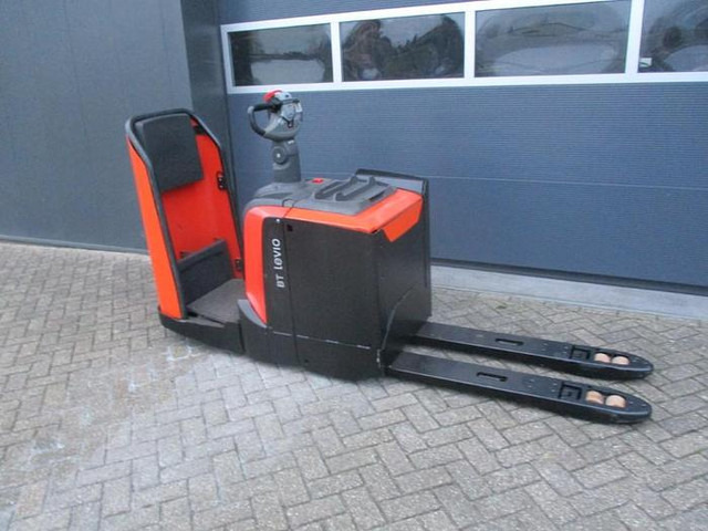 Toyota LPE 250 - Porta-palete: foto 3 Toyota LPE 250 - Porta-palete: foto 3