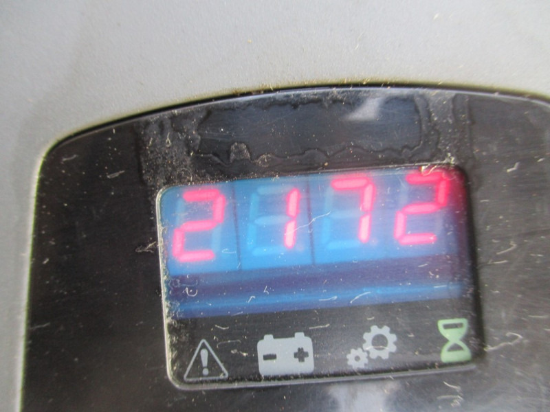 Porta-palete Toyota LPE 250: foto 9 Porta-palete Toyota LPE 250: foto 9