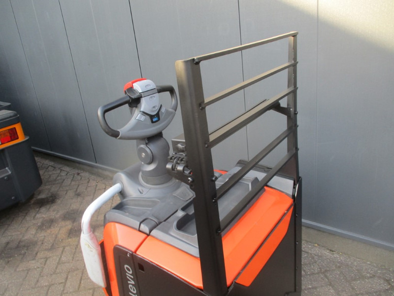 Porta-palete Toyota LPE 250: foto 7 Porta-palete Toyota LPE 250: foto 7