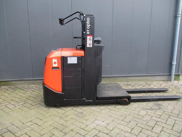 Toyota OSE 100W - Order-picker: foto 1 Toyota OSE 100W - Order-picker: foto 1