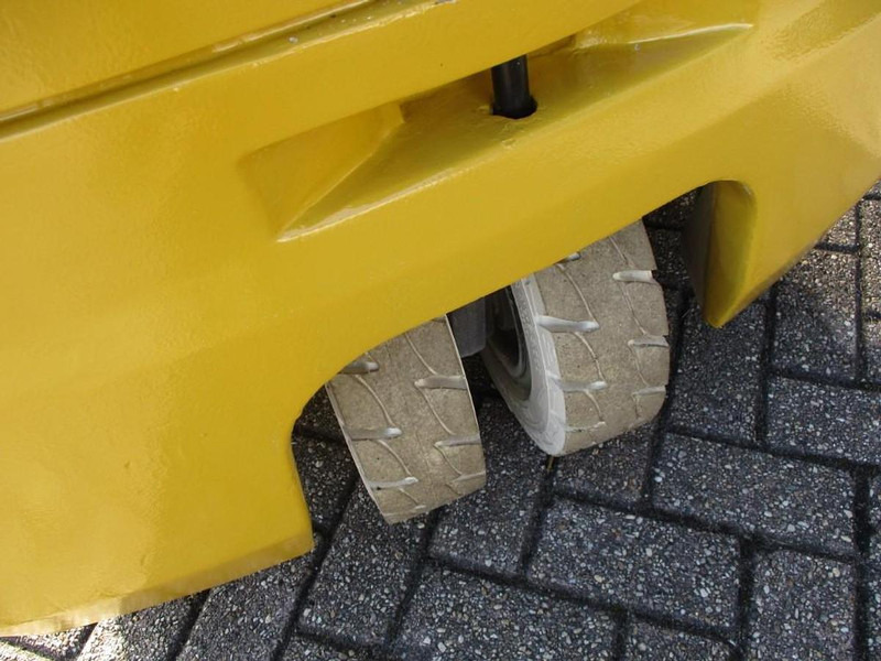 Yale ERP16-ATF - Empilhadeira elétrica: foto 5 Yale ERP16-ATF - Empilhadeira elétrica: foto 5