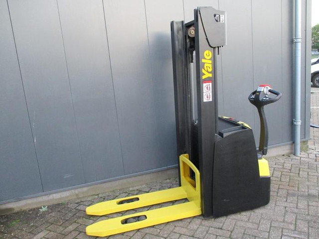 Yale MS 16 - Stacker: foto 1 Yale MS 16 - Stacker: foto 1