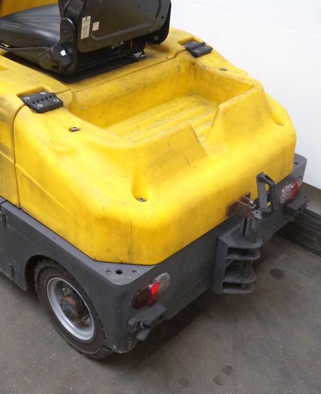 Dec Bull 6N - Trator elétrics: foto 4 Dec Bull 6N - Trator elétrics: foto 4