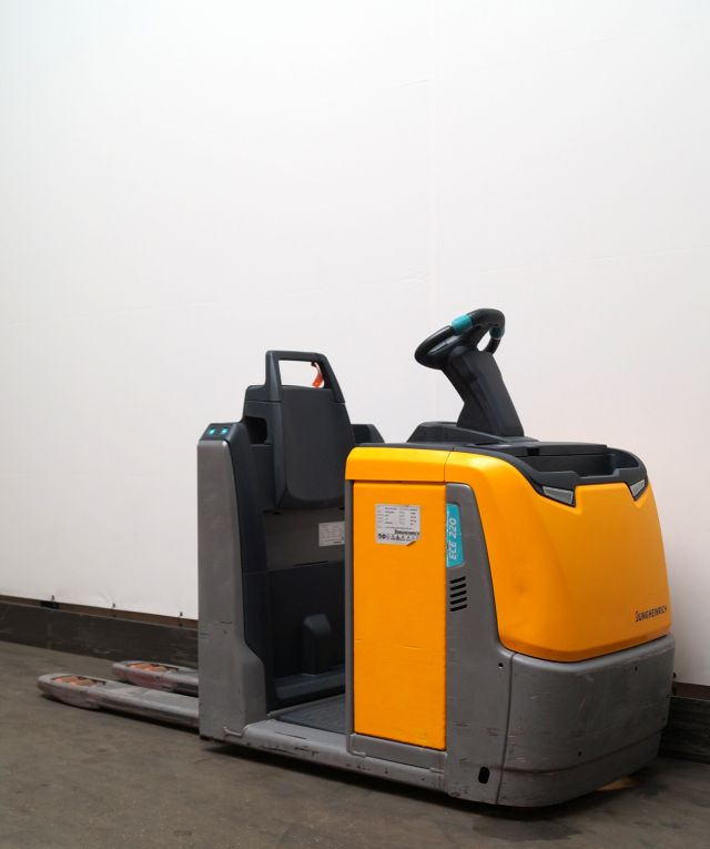 Jungheinrich ECE220 - Order-picker: foto 2 Jungheinrich ECE220 - Order-picker: foto 2