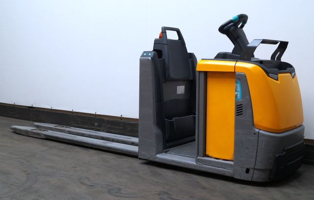 Jungheinrich ECE225 - Order-picker: foto 2 Jungheinrich ECE225 - Order-picker: foto 2
