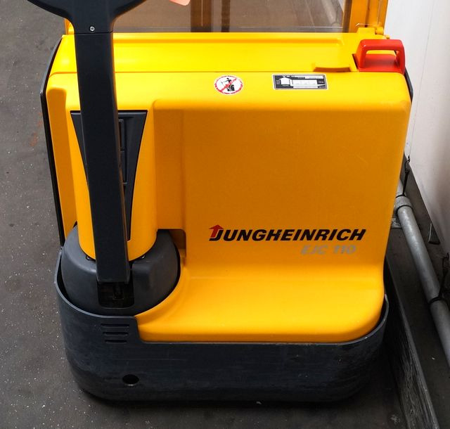 Jungheinrich EJC110 - Stacker: foto 3 Jungheinrich EJC110 - Stacker: foto 3