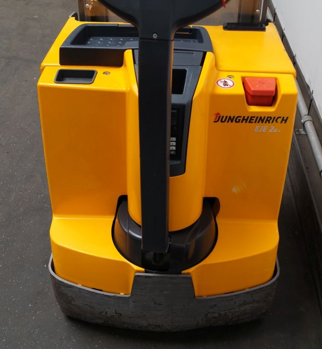 Jungheinrich EJD220 - Stacker: foto 3 Jungheinrich EJD220 - Stacker: foto 3