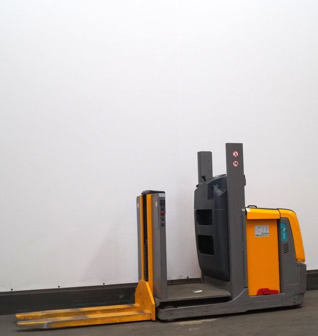 Jungheinrich EKS110Z100E - Order-picker: foto 1 Jungheinrich EKS110Z100E - Order-picker: foto 1