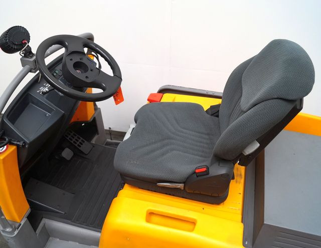 Jungheinrich EZS570 - Trator elétrics: foto 5 Jungheinrich EZS570 - Trator elétrics: foto 5