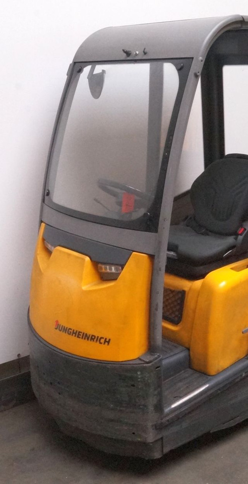 Jungheinrich EZS570 - Trator elétrics: foto 3 Jungheinrich EZS570 - Trator elétrics: foto 3