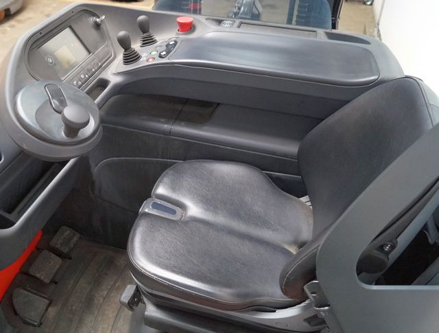 Linde R20G-01 - Empilhador retráctil: foto 4 Linde R20G-01 - Empilhador retráctil: foto 4