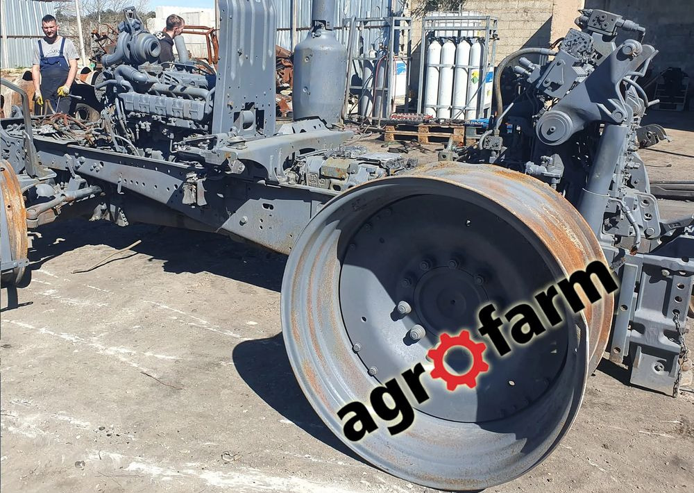 John Deere 6195R 6190 6R most wał blok skrzynia obudowa zwolnica - Caixa de velocidade por Máquina agrícola: foto 4 John Deere 6195R 6190 6R most wał blok skrzynia obudowa zwolnica - Caixa de velocidade por Máquina agrícola: foto 4