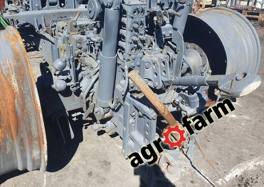 John Deere 6195R 6190 6R most wał blok skrzynia obudowa zwolnica - Caixa de velocidade por Máquina agrícola: foto 2 John Deere 6195R 6190 6R most wał blok skrzynia obudowa zwolnica - Caixa de velocidade por Máquina agrícola: foto 2