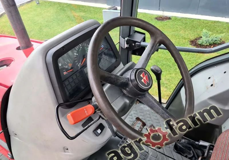 Leasing de  Massey Ferguson 4270 Massey Ferguson 4270: foto 6