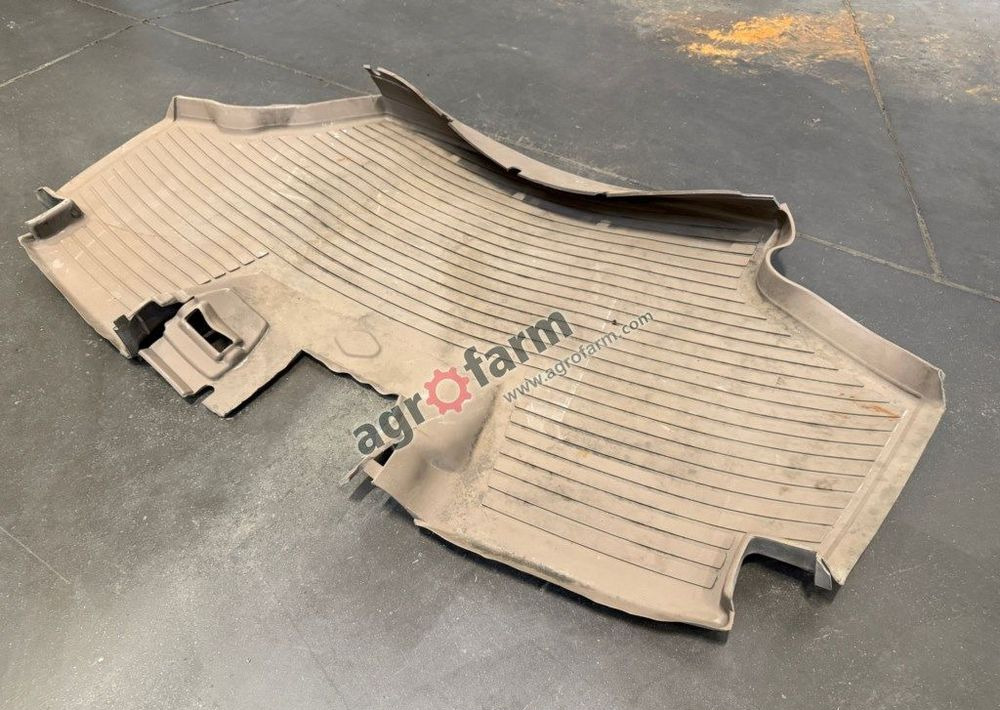 Mata podłogowa, John Deere 6155M - Cabine e interior: foto 2 Mata podłogowa, John Deere 6155M - Cabine e interior: foto 2