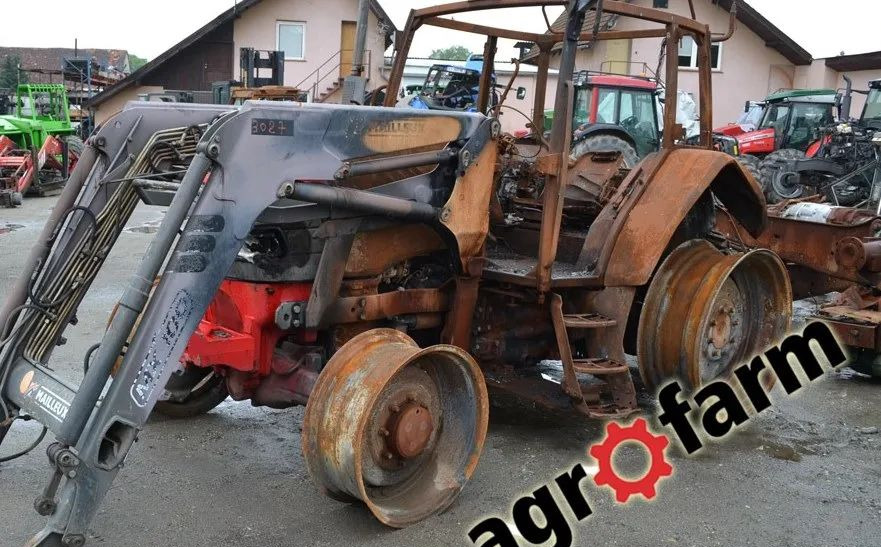 McCormick MC 115 110 skrzynia most silnik piasta zwolnica obudowa - Caixa de velocidade por Máquina agrícola: foto 1 McCormick MC 115 110 skrzynia most silnik piasta zwolnica obudowa - Caixa de velocidade por Máquina agrícola: foto 1