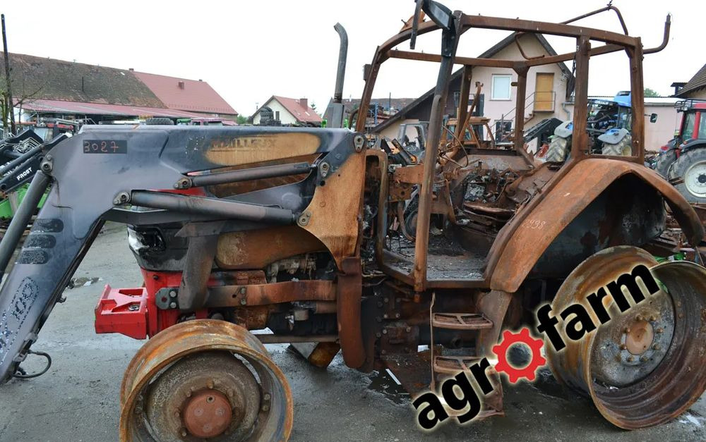 McCormick MC 115 110 skrzynia most silnik piasta zwolnica obudowa - Caixa de velocidade por Máquina agrícola: foto 5 McCormick MC 115 110 skrzynia most silnik piasta zwolnica obudowa - Caixa de velocidade por Máquina agrícola: foto 5