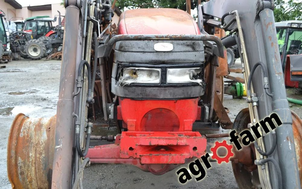 McCormick MC 115 110 skrzynia most silnik piasta zwolnica obudowa - Caixa de velocidade por Máquina agrícola: foto 2 McCormick MC 115 110 skrzynia most silnik piasta zwolnica obudowa - Caixa de velocidade por Máquina agrícola: foto 2