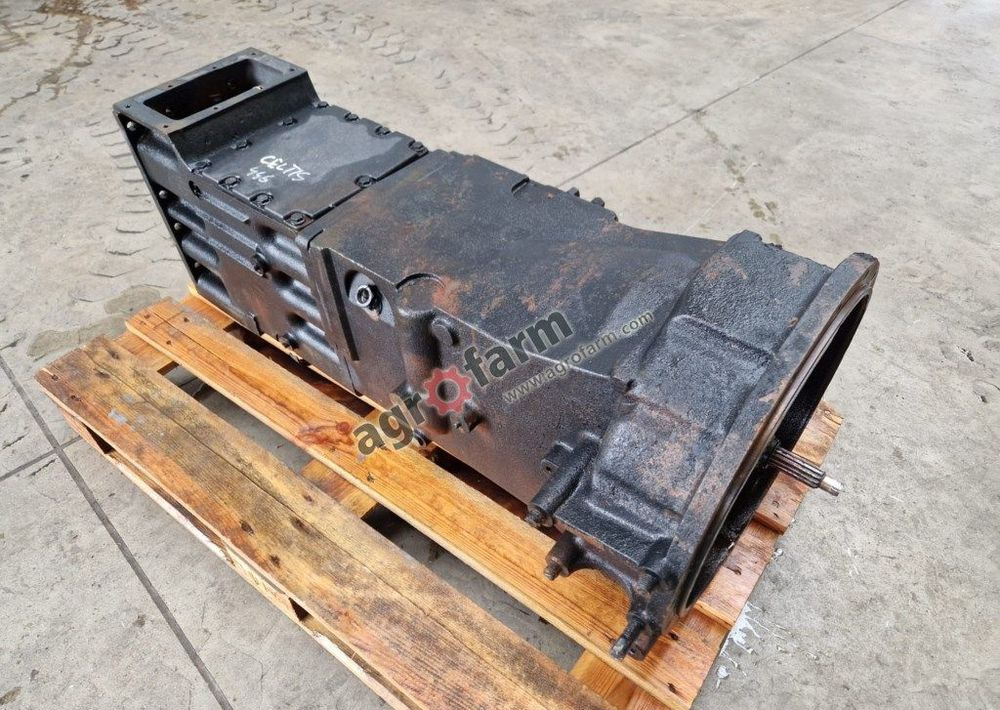 Skrzynia biegów Claas Celtis 446 - Caixa de velocidade: foto 1 Skrzynia biegów Claas Celtis 446 - Caixa de velocidade: foto 1