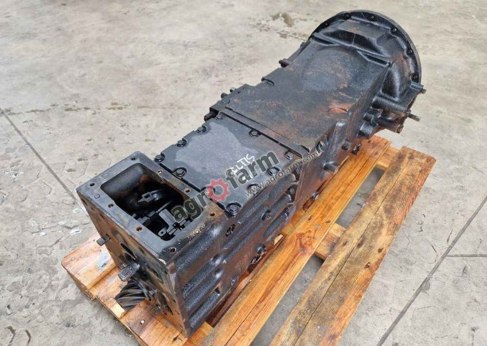 Skrzynia biegów Claas Celtis 446 - Caixa de velocidade: foto 3 Skrzynia biegów Claas Celtis 446 - Caixa de velocidade: foto 3