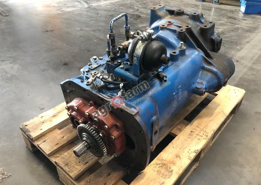 Skrzynia biegów Ford 7840 F0NN7003FD - Caixa de velocidade: foto 2 Skrzynia biegów Ford 7840 F0NN7003FD - Caixa de velocidade: foto 2
