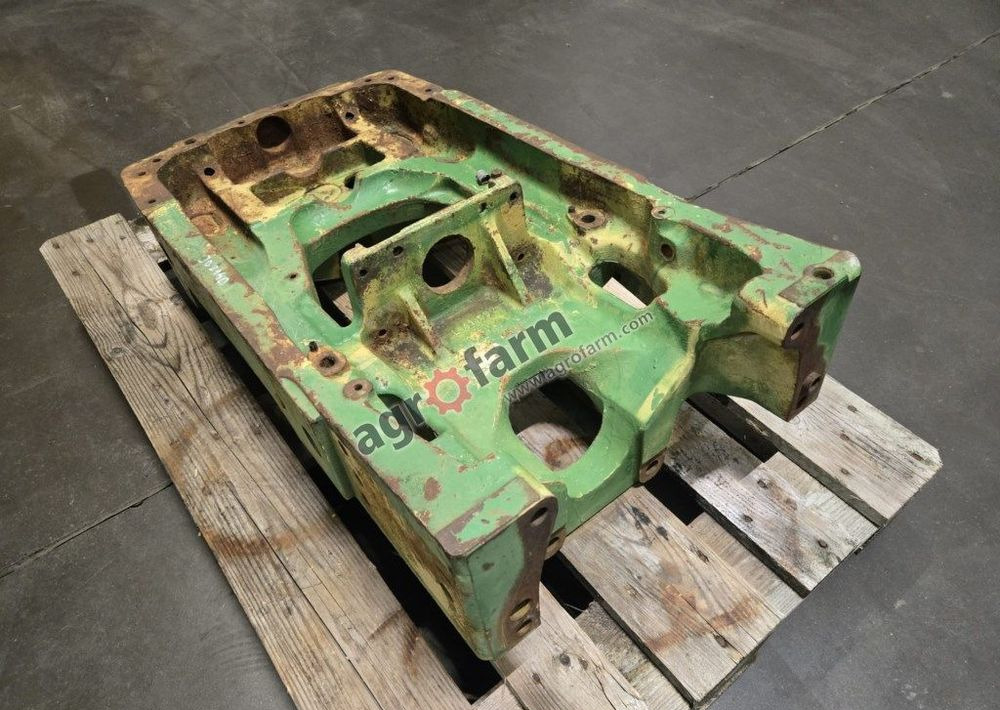 Suport mostu przedniego John Deere 2140 2250 - Suspensão: foto 3 Suport mostu przedniego John Deere 2140 2250 - Suspensão: foto 3