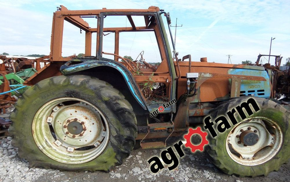 Valtra części 6300 6200 6400 skrzynia silnik most zawór blok głowica zwolnica obudowa wał zwrotnica - Caixa de velocidade por Máquina agrícola: foto 2 Valtra części 6300 6200 6400 skrzynia silnik most zawór blok głowica zwolnica obudowa wał zwrotnica - Caixa de velocidade por Máquina agrícola: foto 2