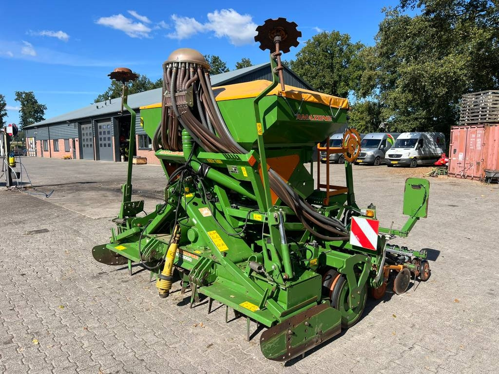 Amazone AD-P 303 Special - Semeadora combinada: foto 1 Amazone AD-P 303 Special - Semeadora combinada: foto 1