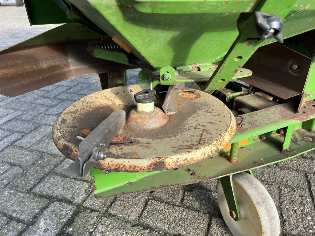 Distribuidor de fertilizantes Amazone ZA-M II 1000: foto 6