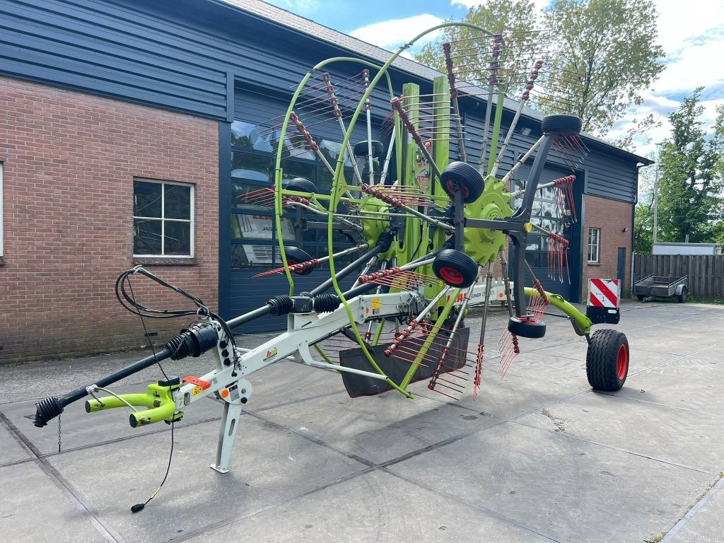 Claas Liner 2900 - Ancinho enleirador: foto 1 Claas Liner 2900 - Ancinho enleirador: foto 1