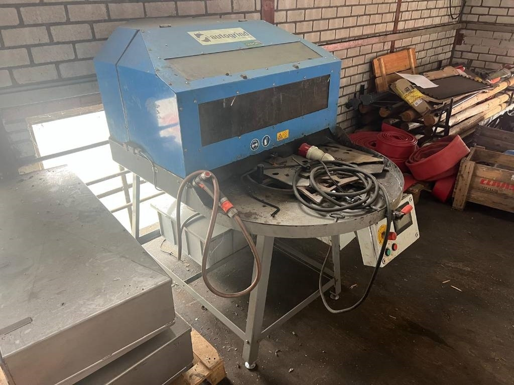 Duport Autogrind AG100 mes slijpmachine - Equipamento industrial: foto 3 Duport Autogrind AG100 mes slijpmachine - Equipamento industrial: foto 3