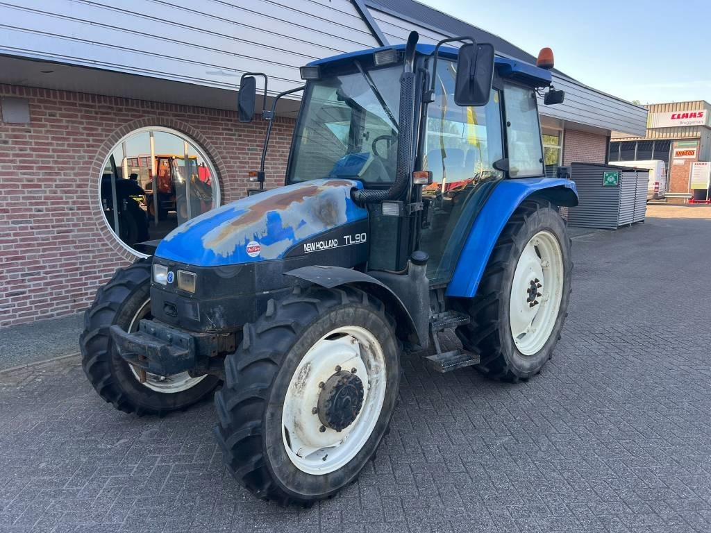 New Holland TL 90 - Trator: foto 1 New Holland TL 90 - Trator: foto 1