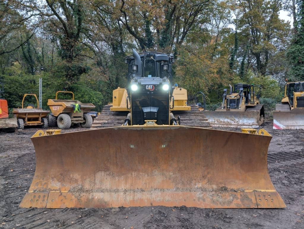 CAT D 6 LGP - Buldôzer: foto 2 CAT D 6 LGP - Buldôzer: foto 2