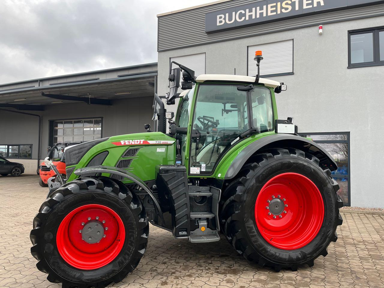 Fendt 720 Vario Gen 6 PowerPlus - Trator: foto 1 Fendt 720 Vario Gen 6 PowerPlus - Trator: foto 1