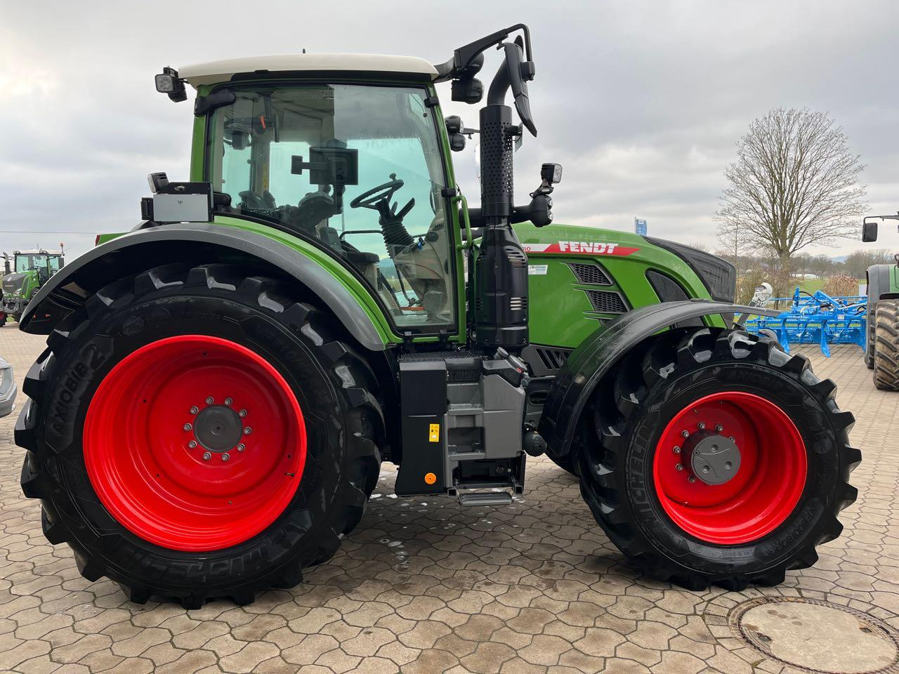 Fendt 720 Vario Gen 6 PowerPlus - Trator: foto 2 Fendt 720 Vario Gen 6 PowerPlus - Trator: foto 2