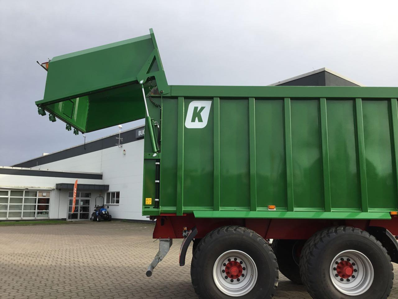 Reboque basculante agrícola Kröger TAW 20: foto 8