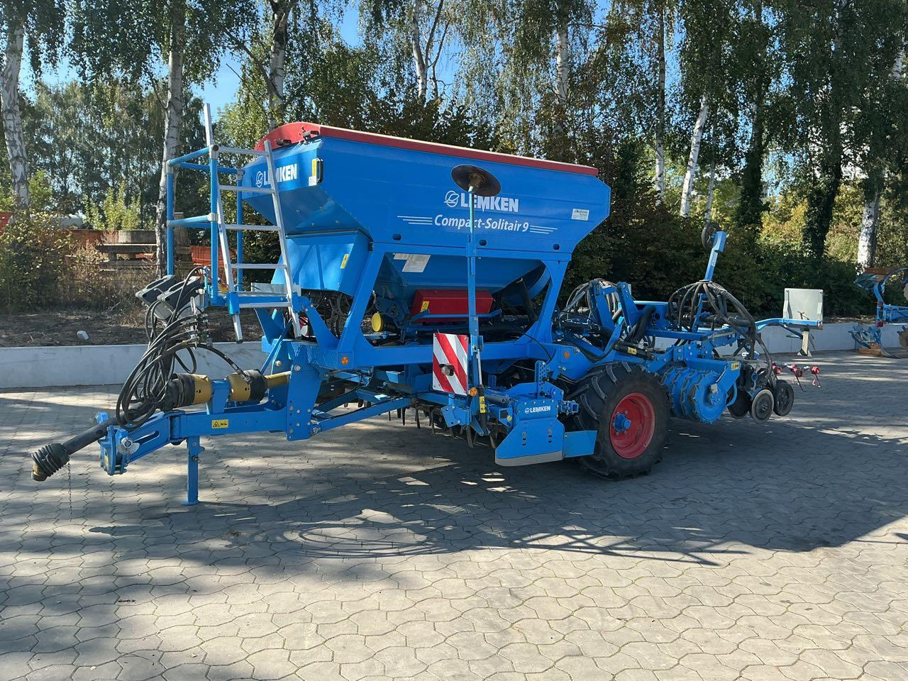Lemken Compact Solitair 9/300 Z - Semeadora combinada: foto 1 Lemken Compact Solitair 9/300 Z - Semeadora combinada: foto 1