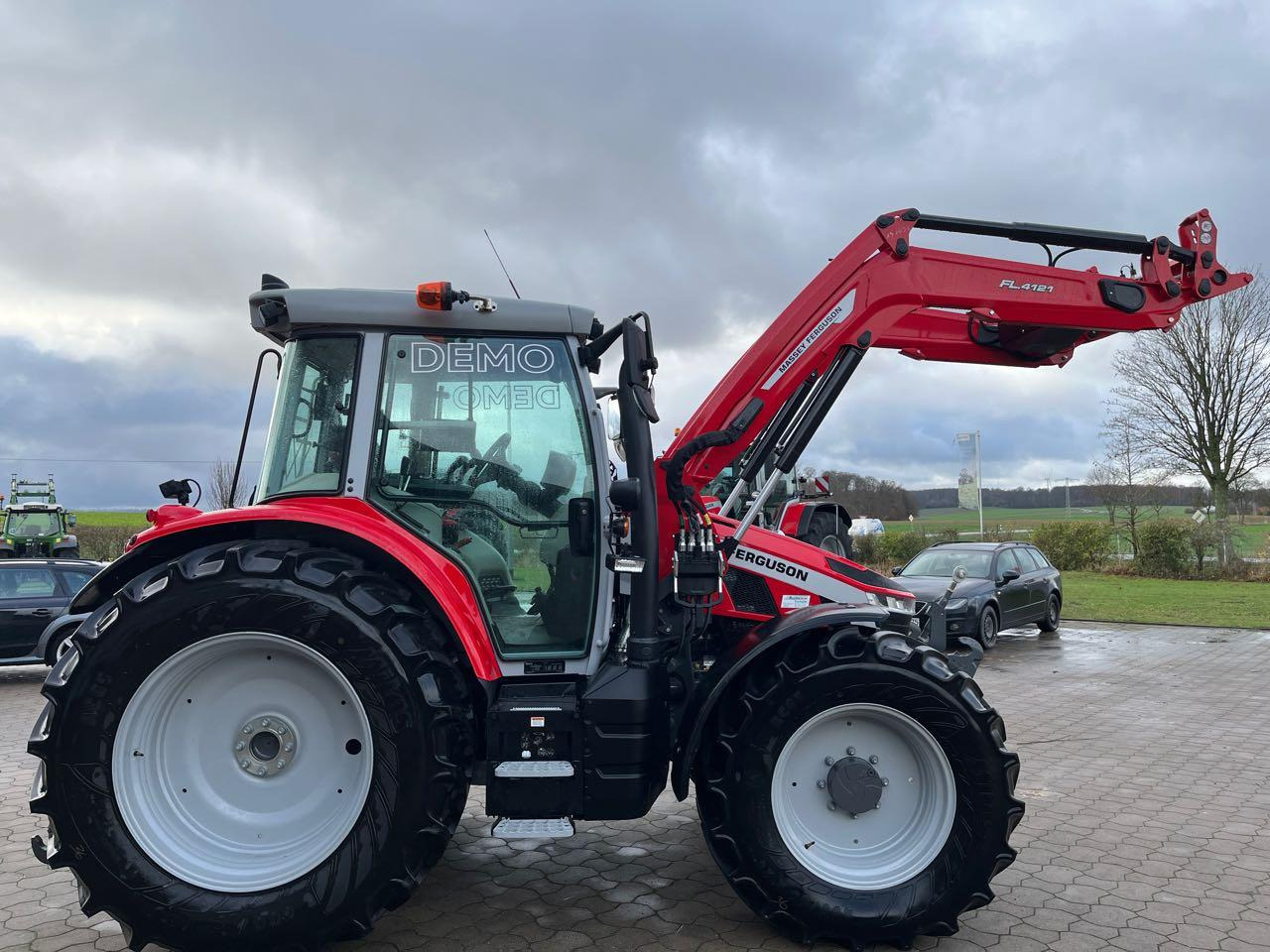 Massey Ferguson 5S. 125 Dyna-6 - Trator: foto 2 Massey Ferguson 5S. 125 Dyna-6 - Trator: foto 2